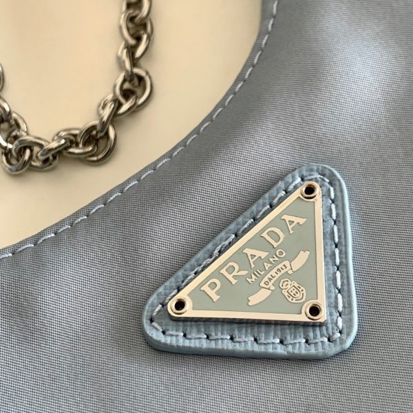 Réplique sac bandoulière Prada Re-Edition en bleu – Image 2
