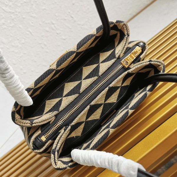 Imitation sac bandoulière Prada Supernova petit modèle en noir/beige – Image 8