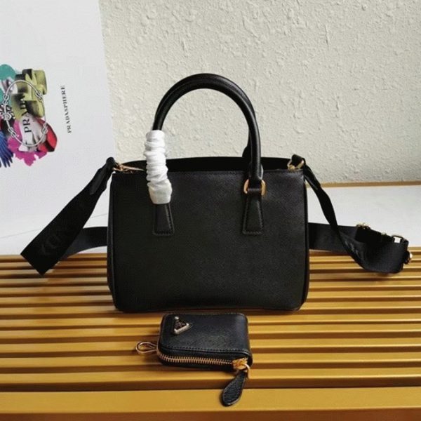 Meilleure réplique du sac Prada Galleria mini format en noir – Image 4