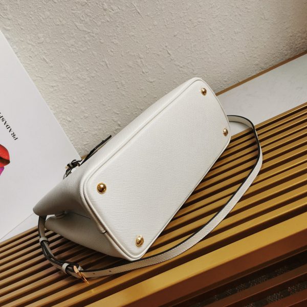 Contrefaçon sac cabas Prada Double Medium en blanc – Image 9