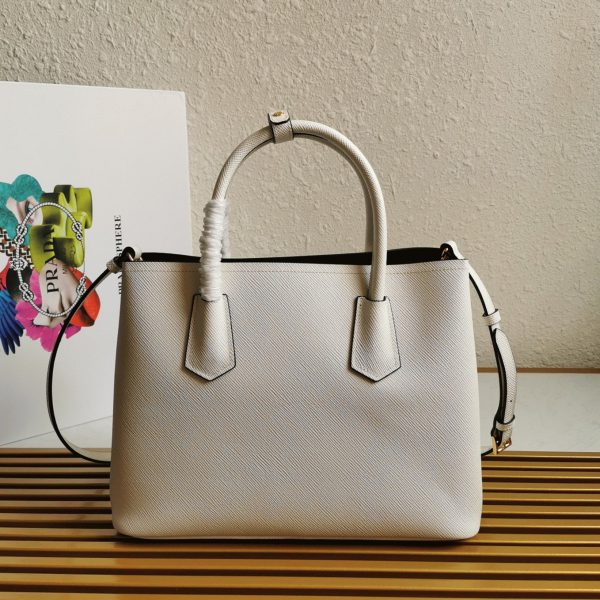 Contrefaçon sac cabas Prada Double Medium en blanc – Image 6