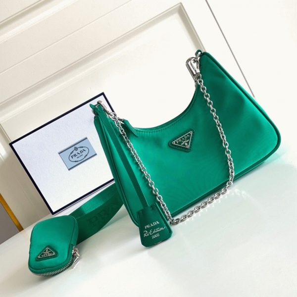 Réplique sac bandoulière Prada Re-Edition en vert – Image 10