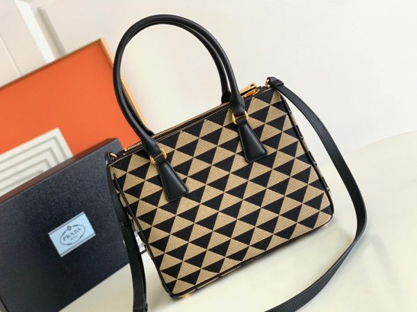 Réplique du sac Prada Galleria petit format en tissu jacquard – Image 6