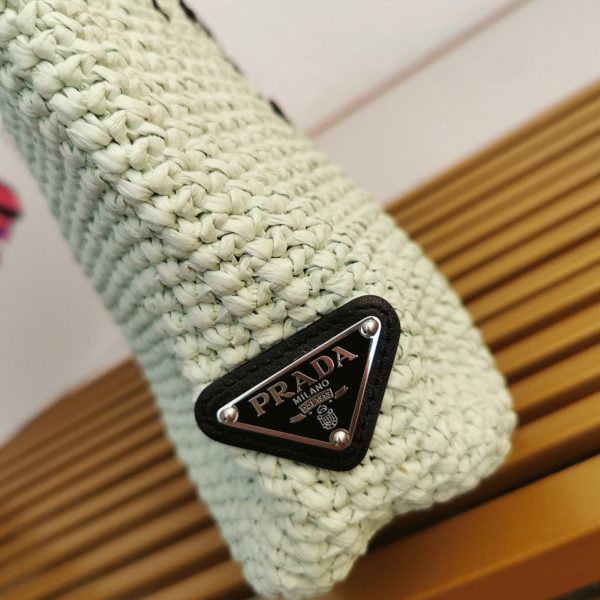 Réplique petit cabas Prada en fil effet raphia aqua (crochet) – Image 7