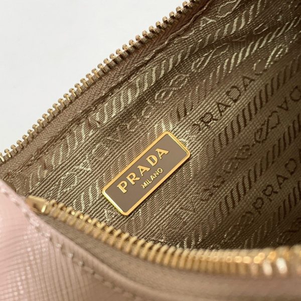 Faux sac bandoulière Prada Re-Edition 2005 en taupe – Image 5