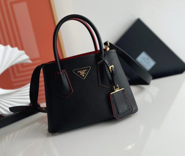 Réplique sac Prada Double Mini en noir – Image 3