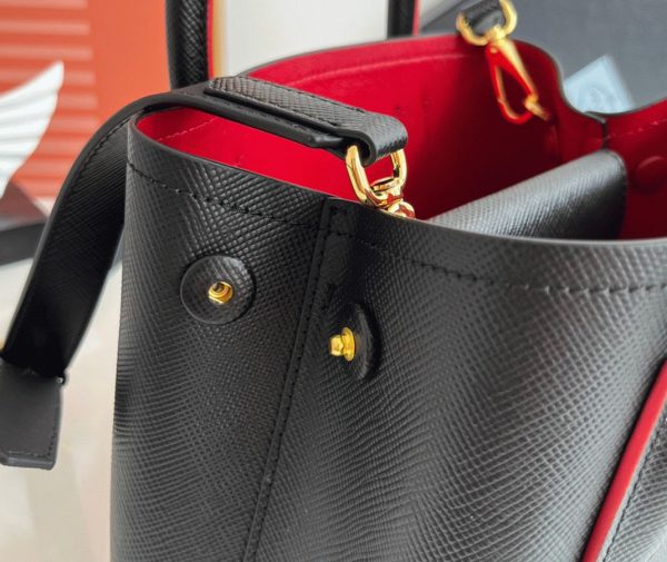 Réplique sac Prada Double Mini en noir – Image 2