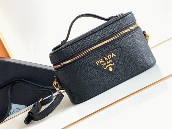 Réplique mini vanity Prada en noir – Image 4