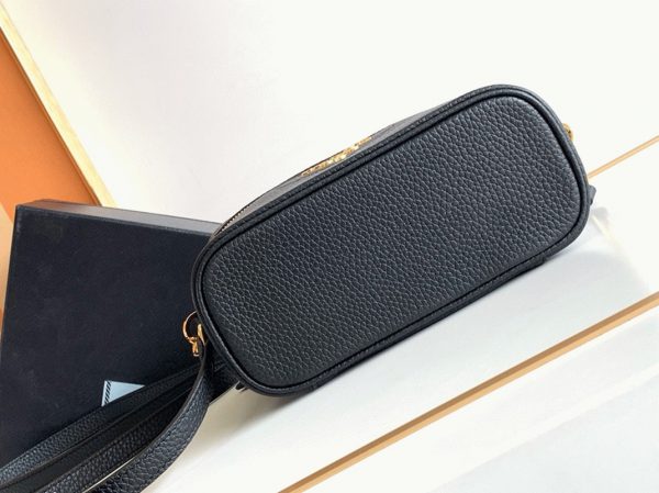 Réplique mini vanity Prada en noir – Image 2