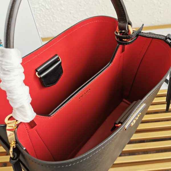 Contrefaçon grand panier Prada en noir – Image 6