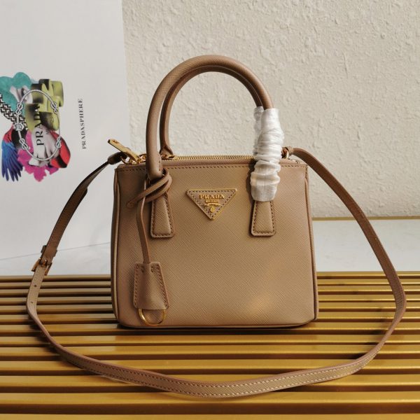 Réplique du sac Prada Mini Galleria en beige – Image 8