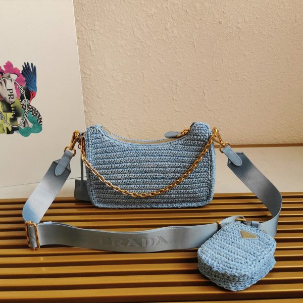 Faux sac bandoulière Prada Re-Edition en bleu – Image 10