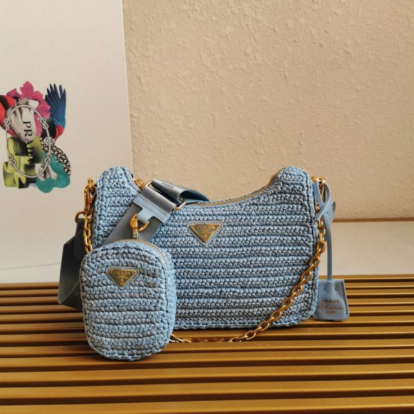 Faux sac bandoulière Prada Re-Edition en bleu – Image 8