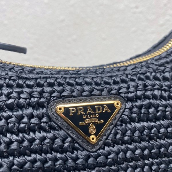 Réplique sac bandoulière Prada Re-Edition en noir – Image 6