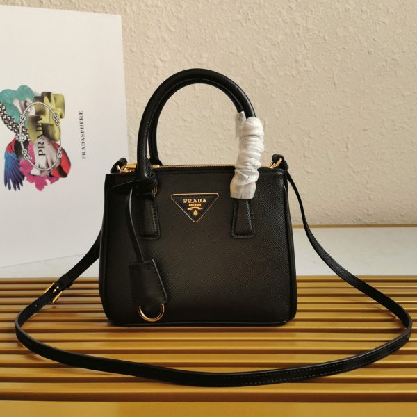 Meilleure réplique du sac Prada Mini Galleria en noir – Image 8