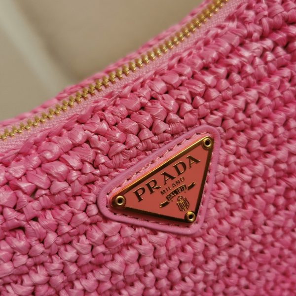 Imitation sac bandoulière Prada Re-Edition en rose – Image 5