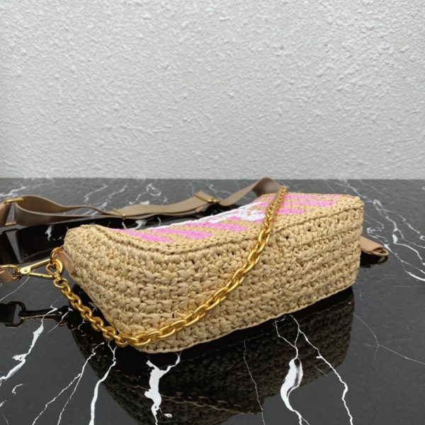 Contrefaçon sac Prada Re-Edition en rayures beige et rose – Image 9