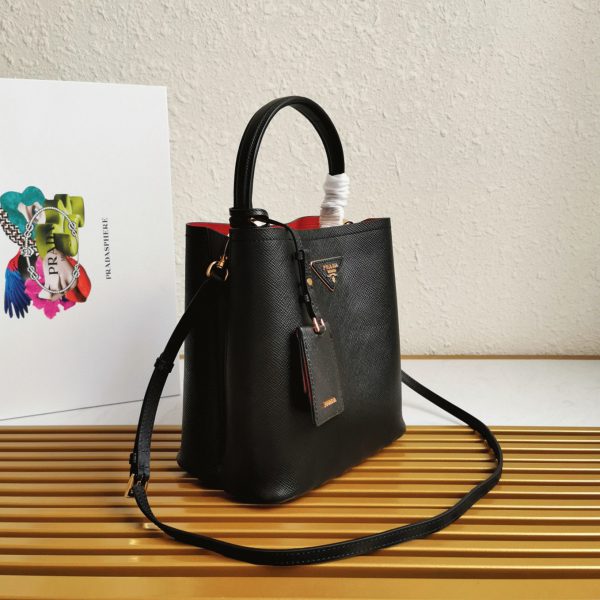Réplique panier Prada moyen modèle en noir – Image 9