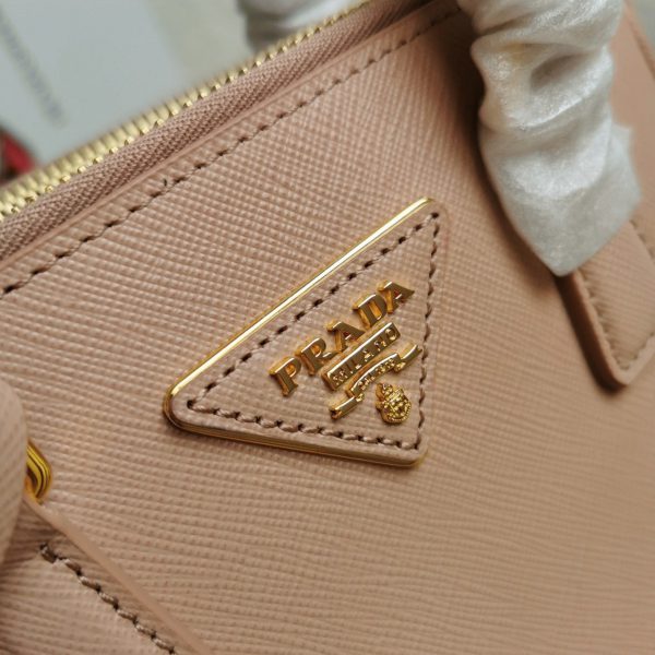 Contrefaçon du sac Prada Mini Galleria en rose poudré – Image 5