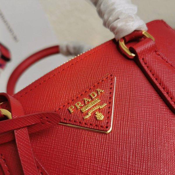 Réplique du sac Prada Mini Galleria en rouge – Image 9