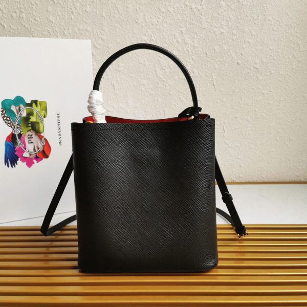 Réplique panier Prada moyen modèle en noir – Image 8