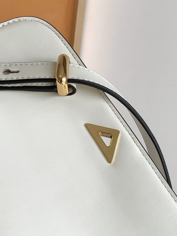 Faux sac bandoulière Prada en blanc – Image 8