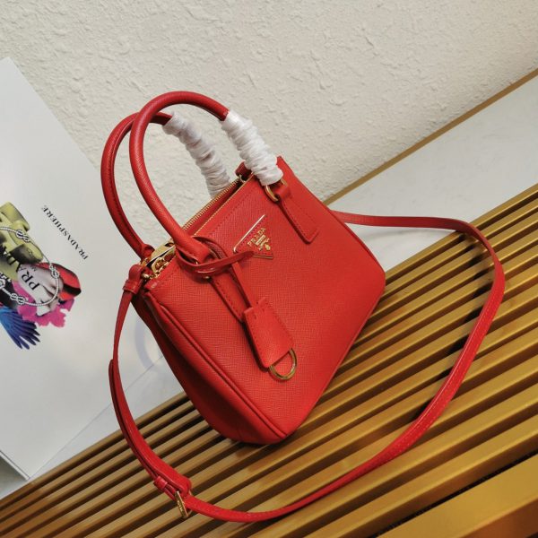 Réplique du sac Prada Mini Galleria en rouge – Image 6