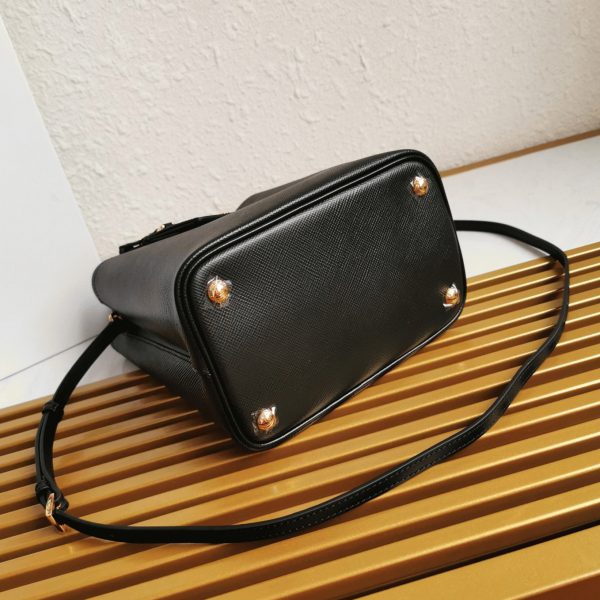 Réplique panier Prada moyen modèle en noir – Image 7