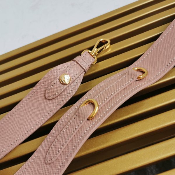 Réplique sac Prada Monochrome petit modèle en rose – Image 5