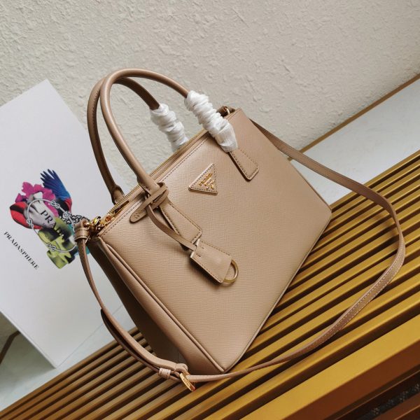 Réplique du sac Prada Galleria moyen format en beige – Image 7