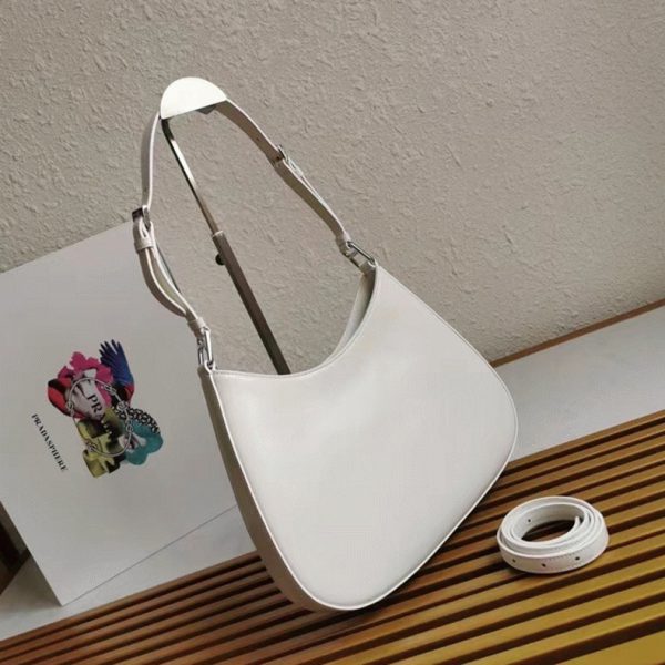 Meilleure réplique sac Prada Cleo petit modèle en blanc – Image 4