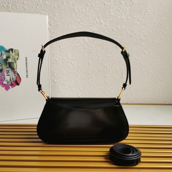 Faux sac bandoulière Prada en noir – Image 8