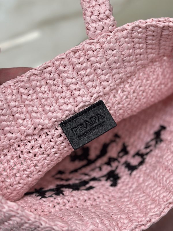 Réplique petit cabas Prada en fil effet raphia rose (crochet) – Image 5