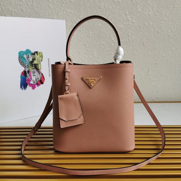 Contrefaçon panier Prada moyen modèle en rose poudré – Image 4