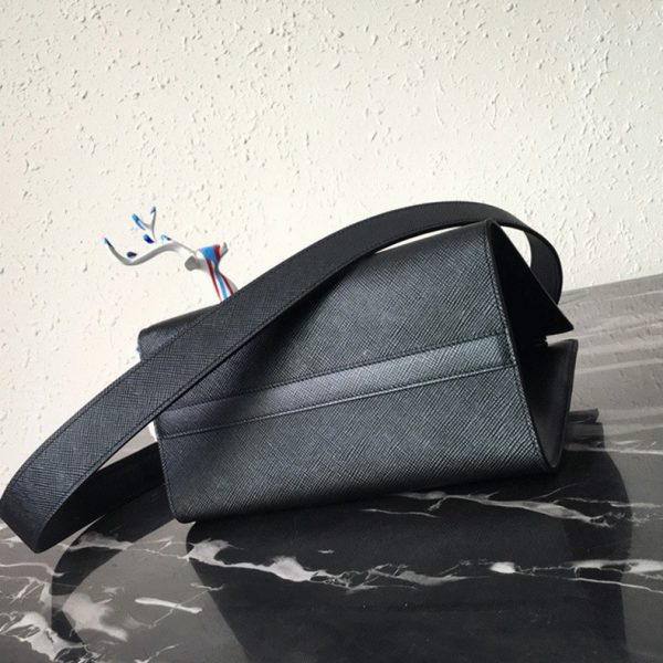 Imitation sac Prada Monochrome petit modèle en noir – Image 3