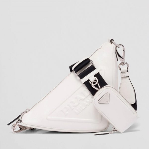 Faux sac bandoulière Prada Triangle en blanc