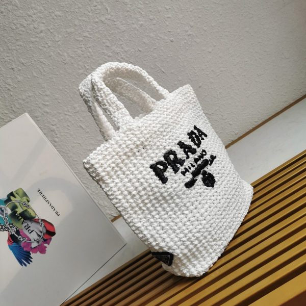 Faux petit cabas Prada en fil effet raphia blanc (crochet) – Image 7