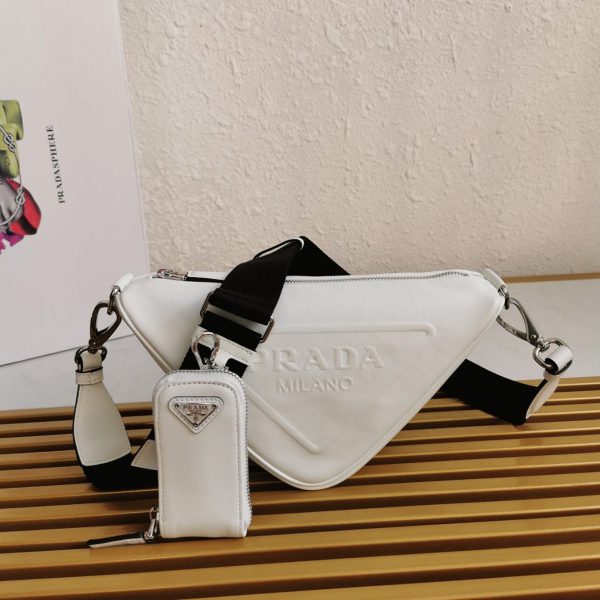 Faux sac bandoulière Prada Triangle en blanc – Image 8
