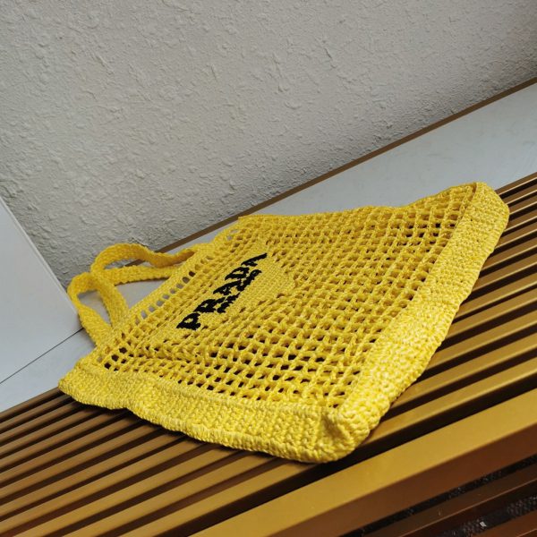 Réplique petit cabas Prada en raphia tressé jaune – Image 6