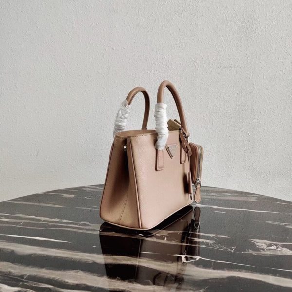Réplique du sac Prada Galleria mini format en beige – Image 7
