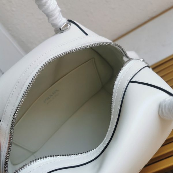 Imitation sac Prada Supernova petit modèle à poignée en cuir blanc – Image 10