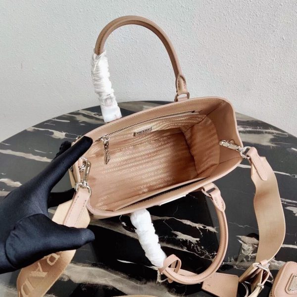 Réplique du sac Prada Galleria mini format en beige – Image 5