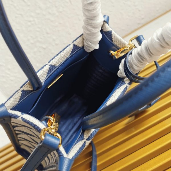 Réplique micro sac Prada Symbole en tissu jacquard blanc/bleu – Image 10