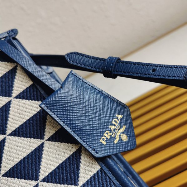 Réplique micro sac Prada Symbole en tissu jacquard blanc/bleu – Image 2