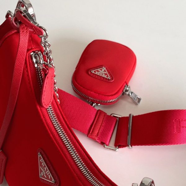 Réplique sac bandoulière Prada Re-Edition en rouge – Image 3