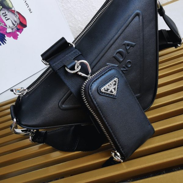 Contrefaçon sac bandoulière Prada Triangle en noir – Image 7