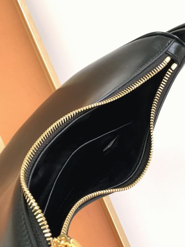 Réplique du sac Prada Arqué format épaule en noir – Image 6