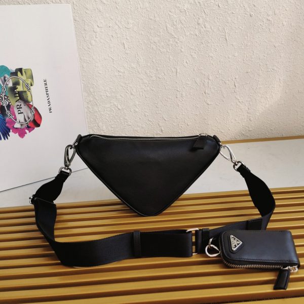 Contrefaçon sac bandoulière Prada Triangle en noir – Image 6