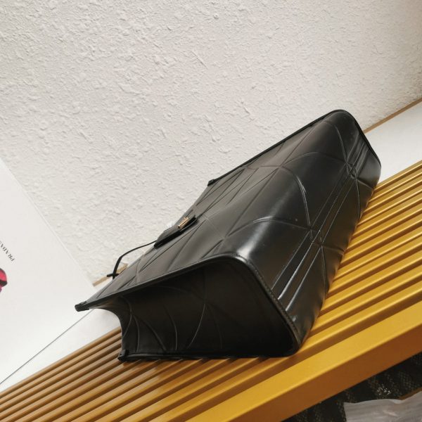 Réplique sac Prada Symbole moyen modèle avec surpiqûres en noir – Image 2