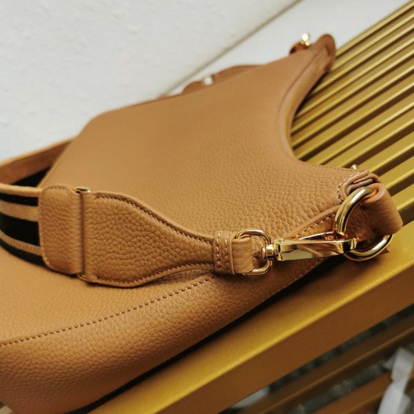 Réplique sac bandoulière de créateur Prada en marron – Image 3